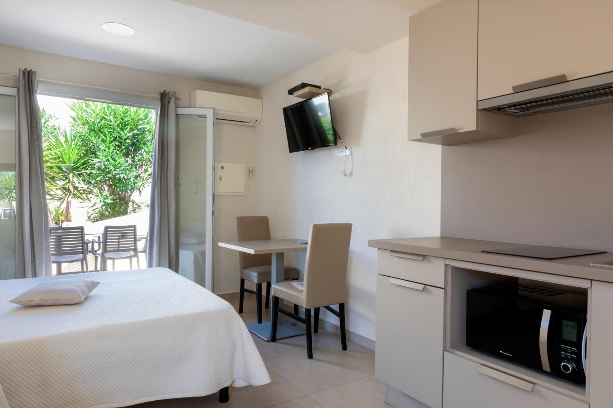 Hotel Et Residence Ta Kladia - Omigna Каржез Экстерьер фото